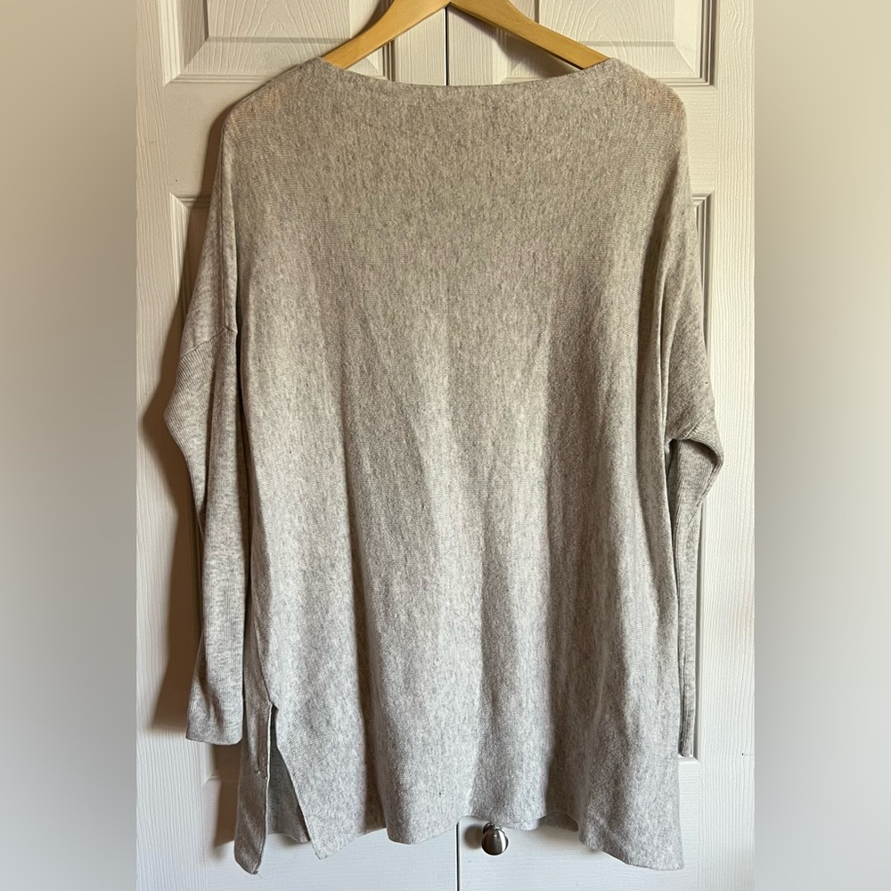 Lightweight Twik Crewneck Sweater